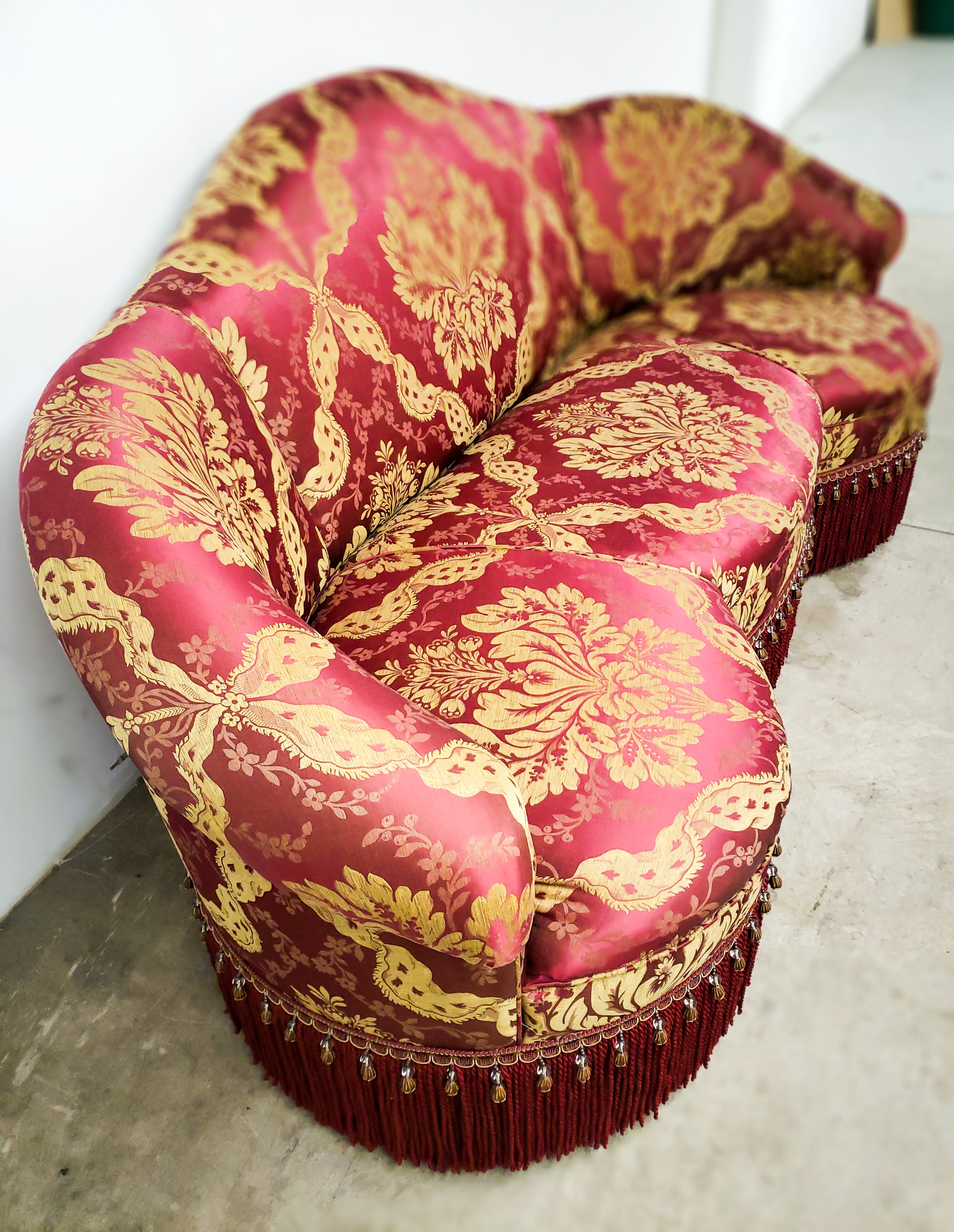 Damask Settee