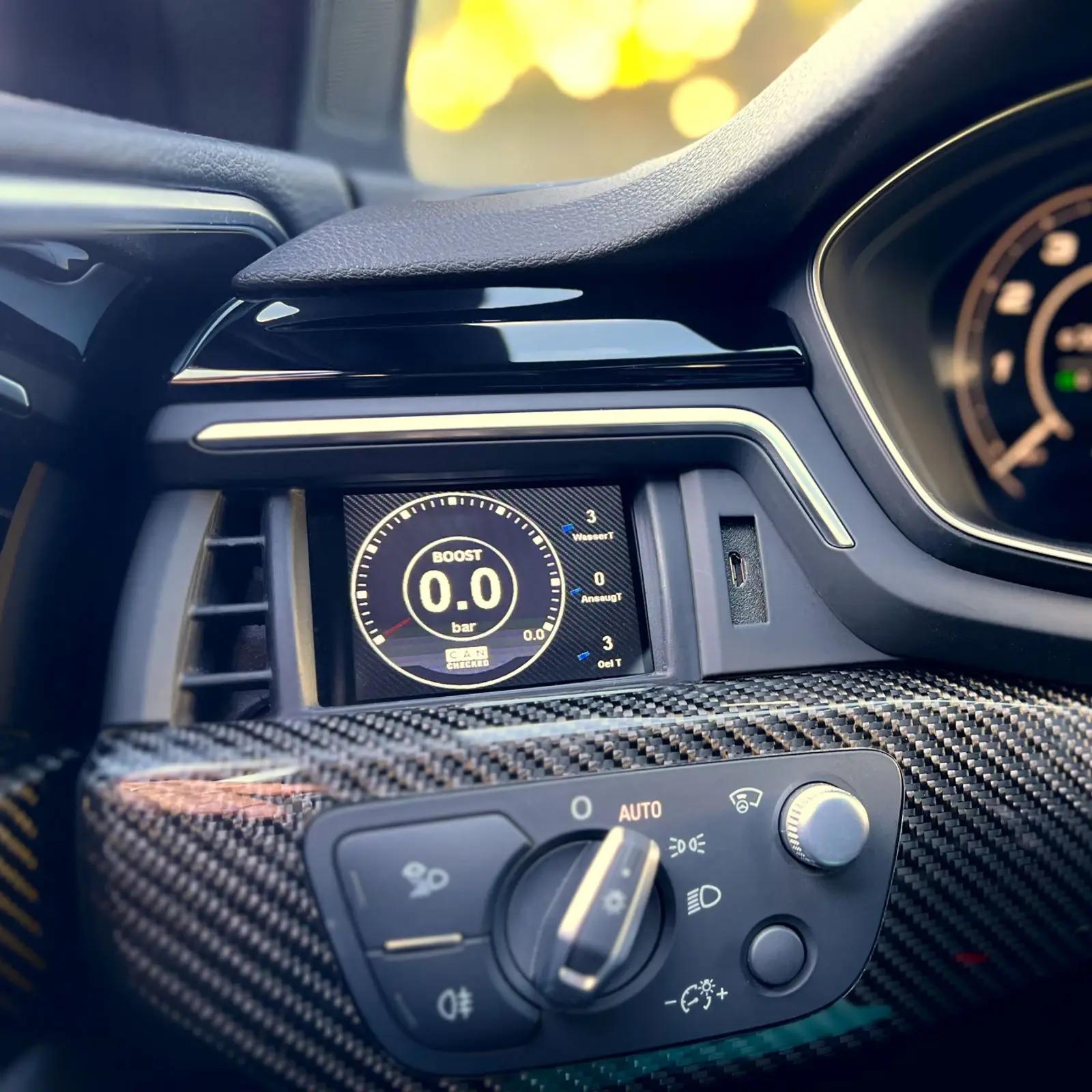 Pantalla Audi A4 / A5 (B9 Can Bus táctil Multifunción 2.8" Canchecked