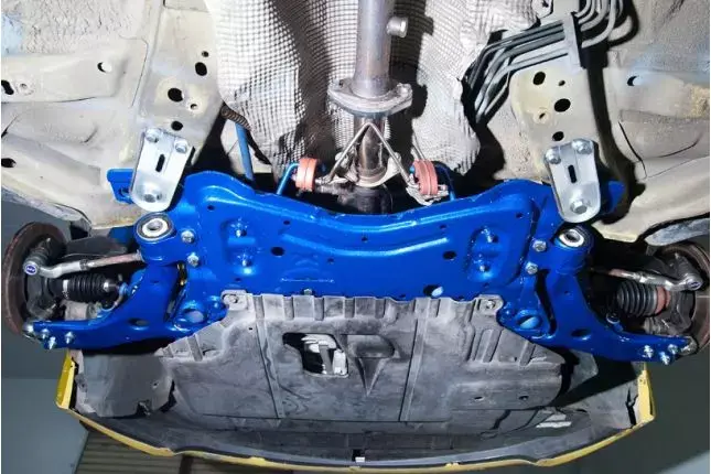 Miniatura: Kit brazo inferior delantero HARDRACE FORD FOCUS MK3