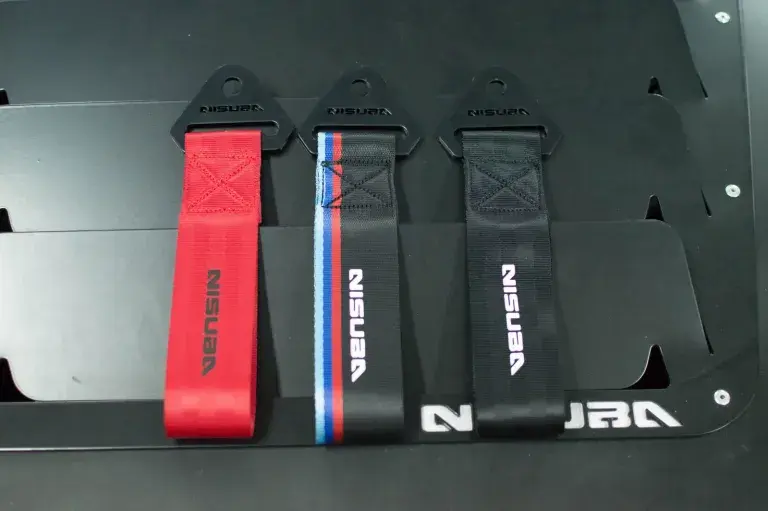 Miniatura: Tow Hook / Gancho remolque en colores NISUBA