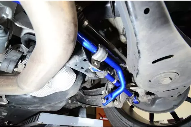 Miniatura: Brazo trasero uniball regulable en avance HARDRACE AUDI TT 8S