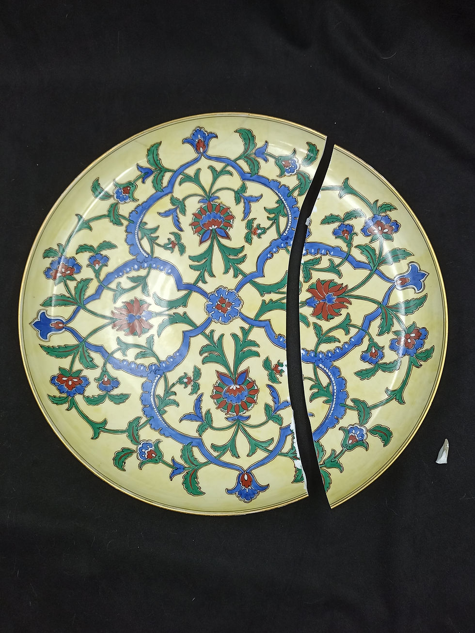 plat porcelaine de limoges decor petit feu, travail d'éléve , 1879 , avant 1