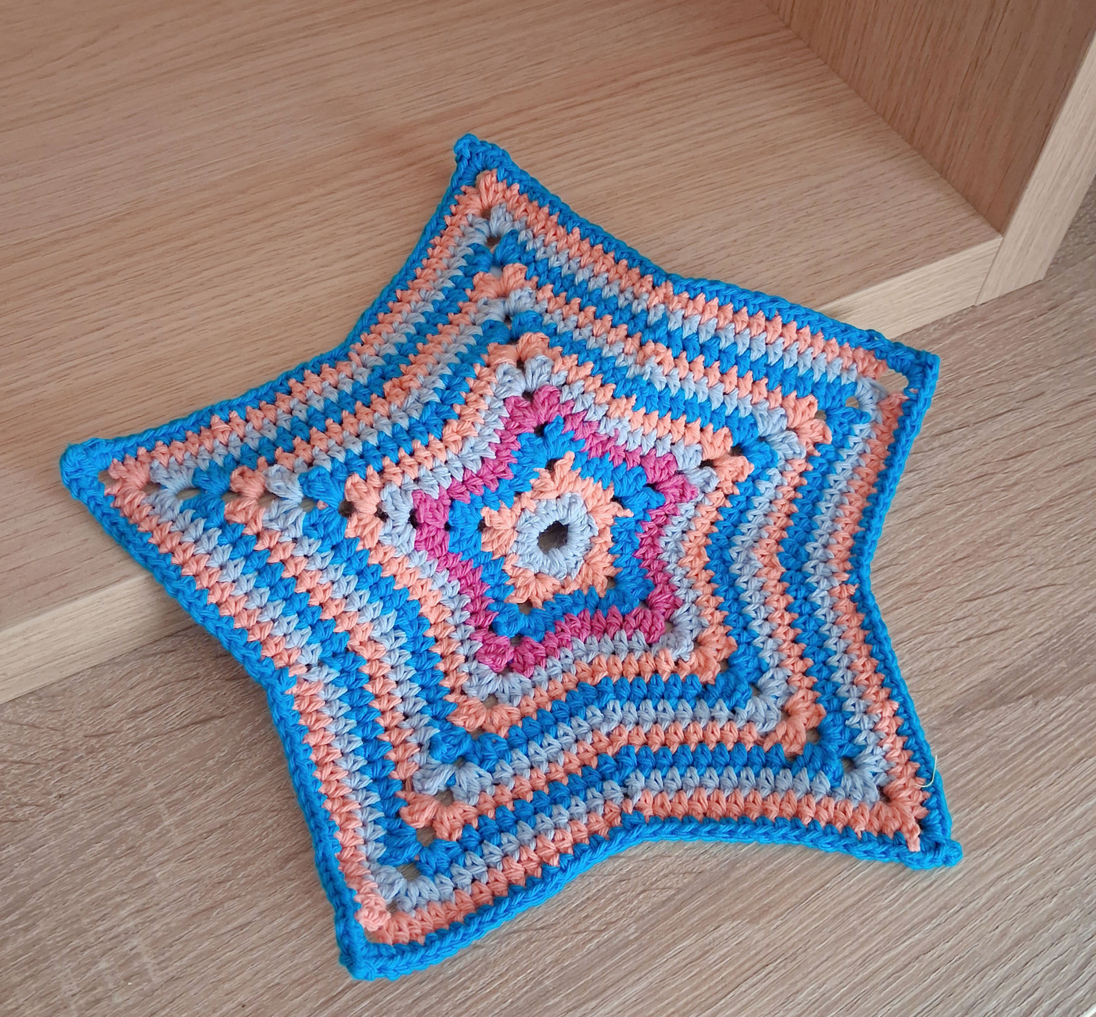 Étoile Apaisante – "Le Doudou Nael" ou Déco en crochet