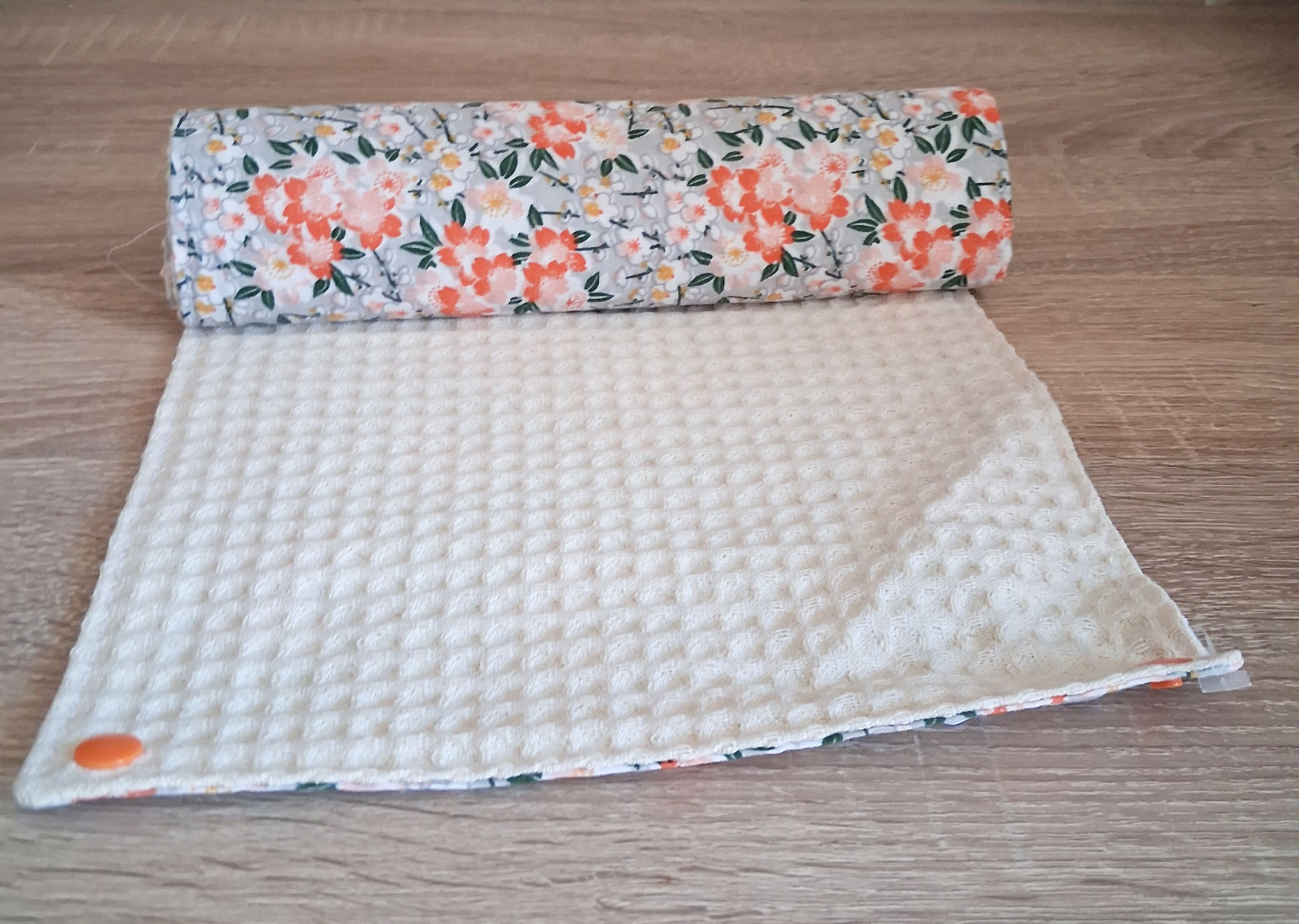 Rouleau de 3 feuilles d'absorbettes réutilisables – "Balade au Jardin"