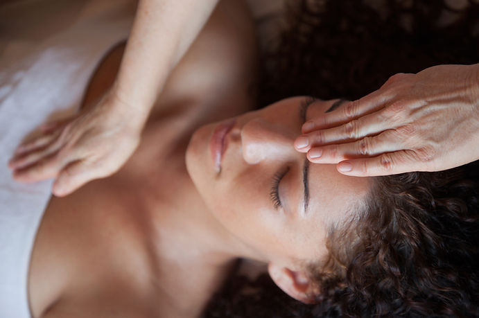 https://www.peacefulbodyhealing.com/