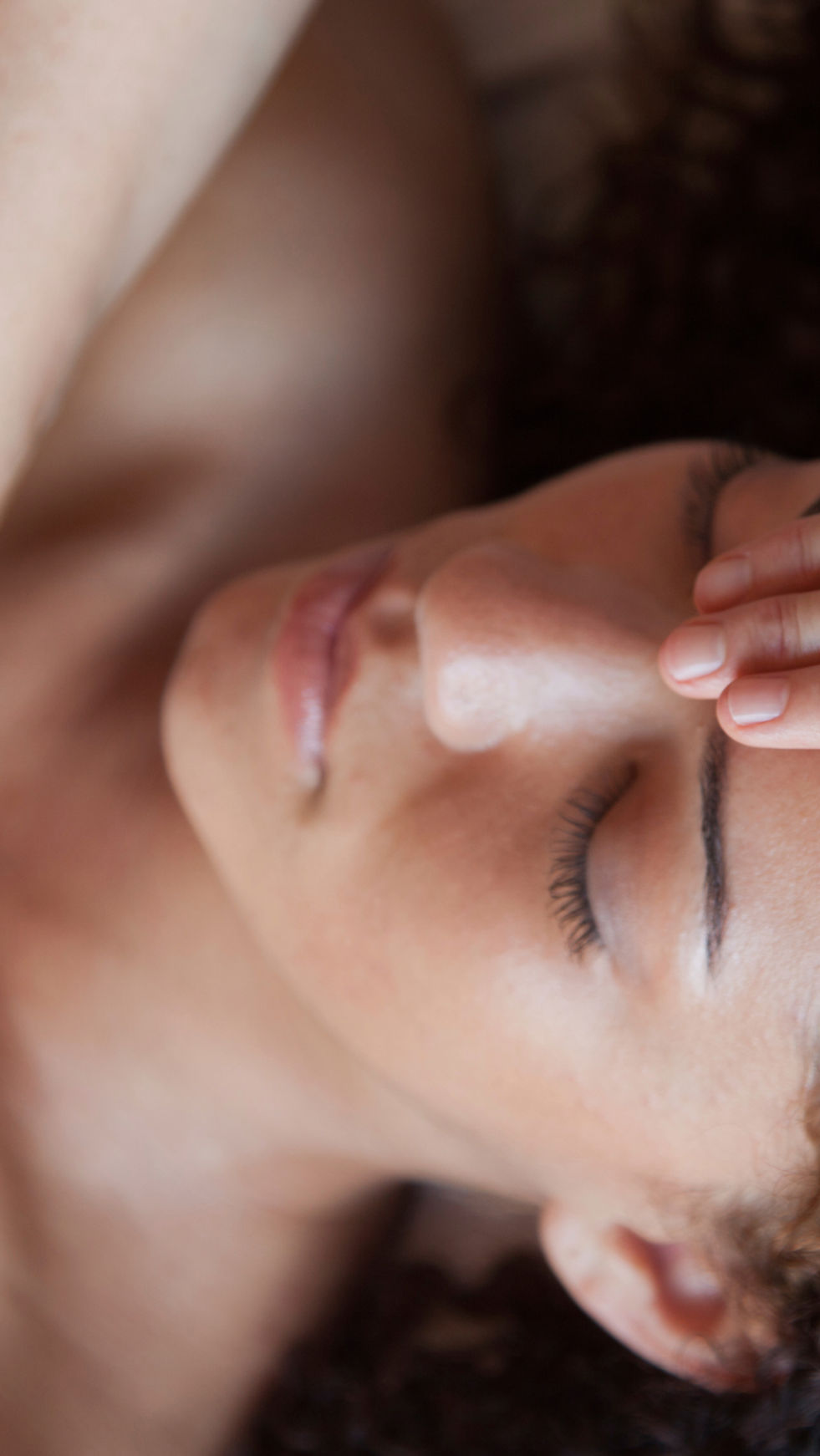 Rus etuk lesbiyanlar Mushukni qanday qilib tarash kerak