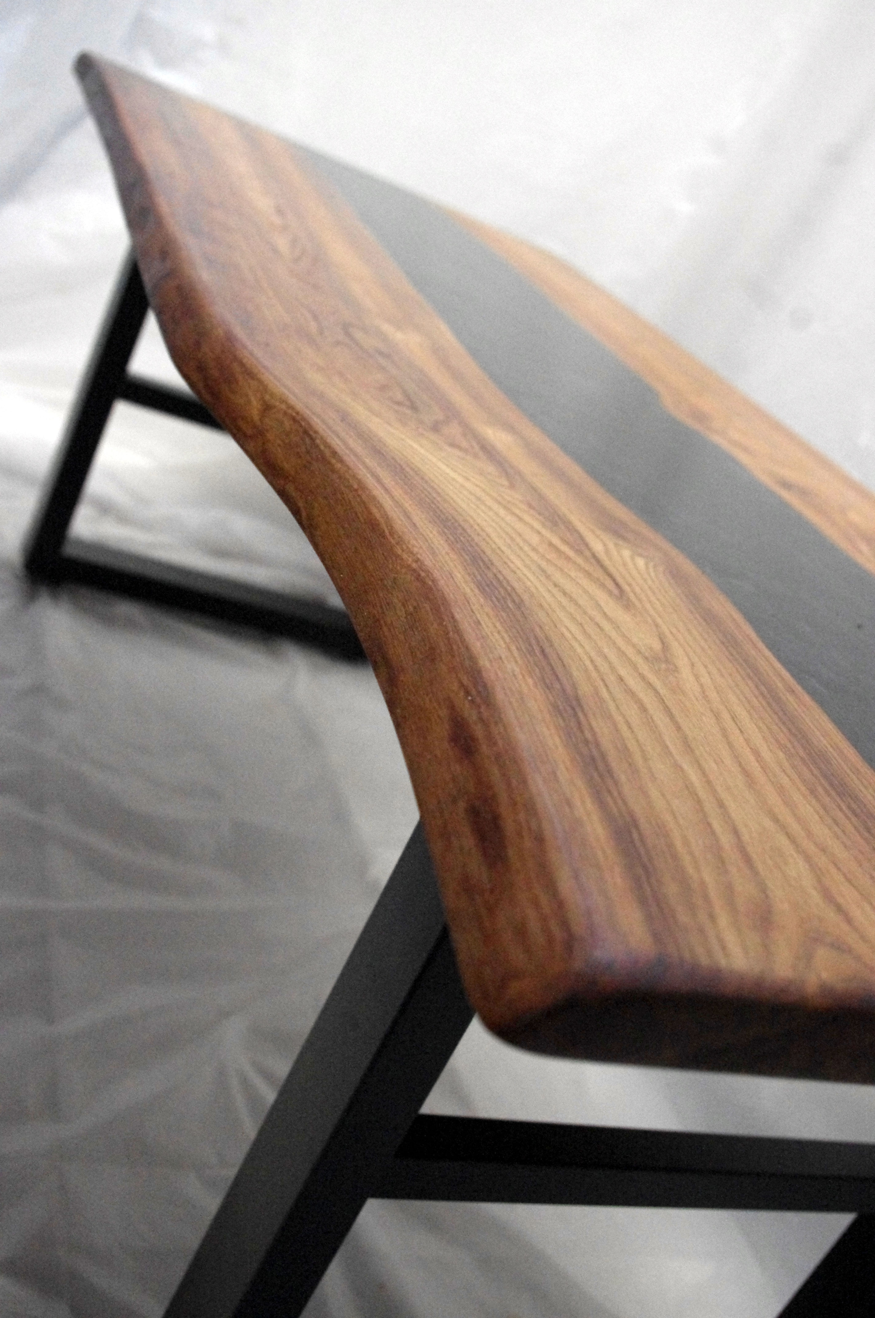 Table Basse Orme & Résine Epoxy