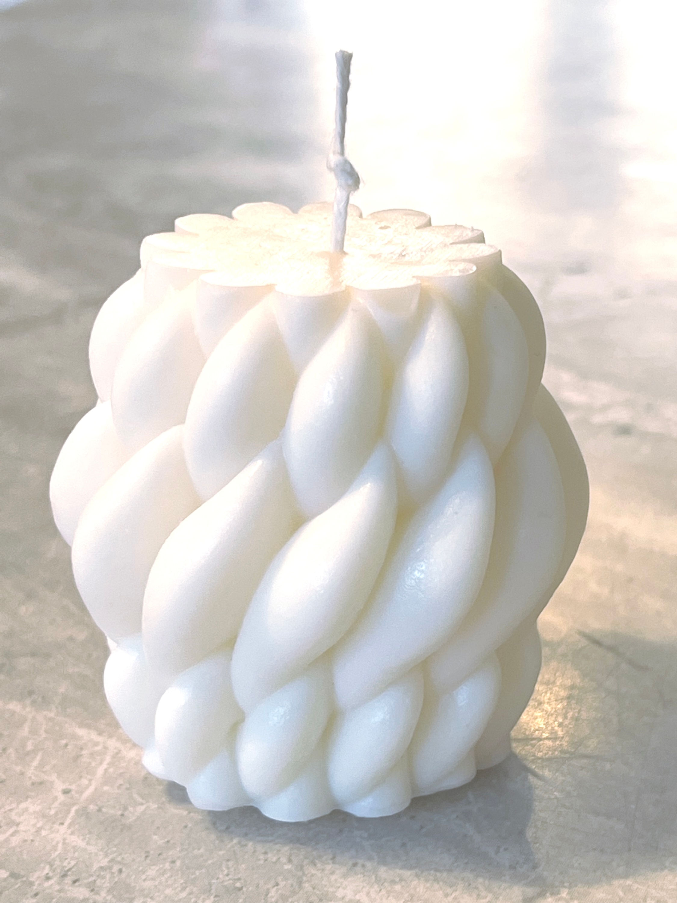 Decorative Twisted Knot Candle 