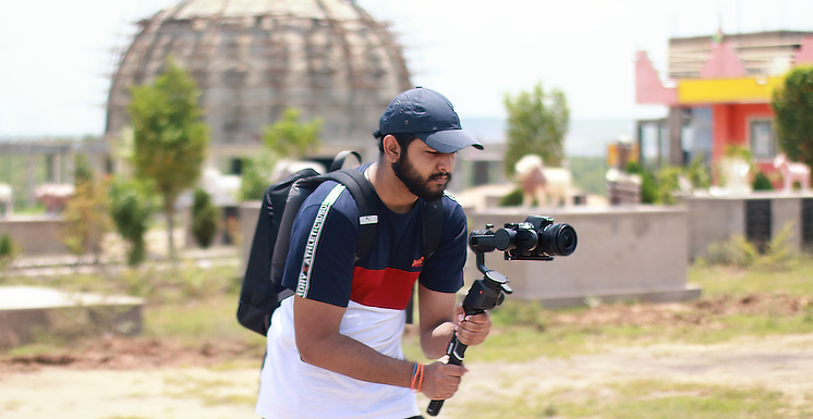 mohit gimbal far shot.png