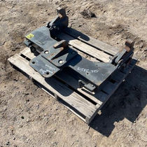 MT-800, Cat III Quick Hitch