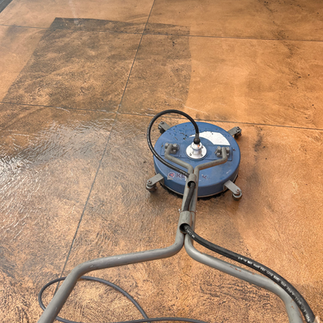 High pressure surface cleaner