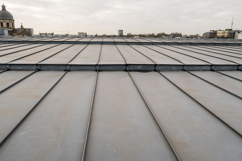 Flat roof with single ply application