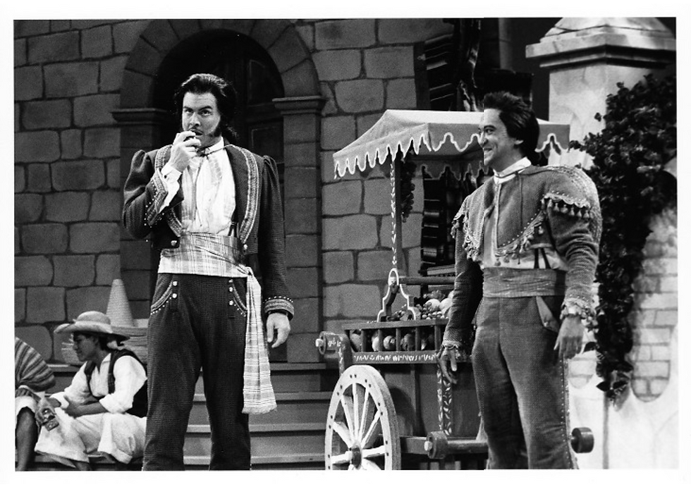 Antifolo (Mark Moses) & an unidentified actor in The Comedy of Errors - The Old Globe Theatre (1987)