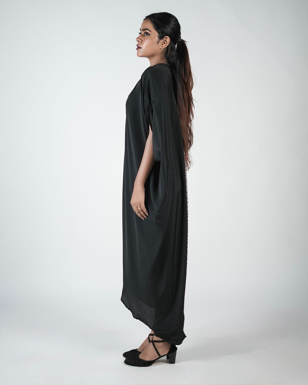 Thumbnail: WHITE AND BLACK PRINT KAFTAN