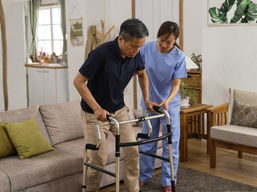Home Health vs. Outpatient Therapy Featured Image