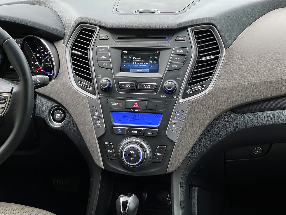 Thumbnail: 2015 Hyundai Santa Fe GLS