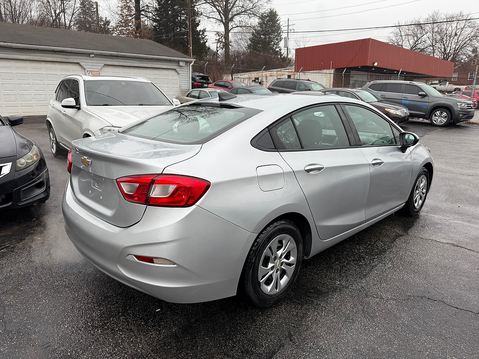 Thumbnail: 2019 Chevy Cruze LS