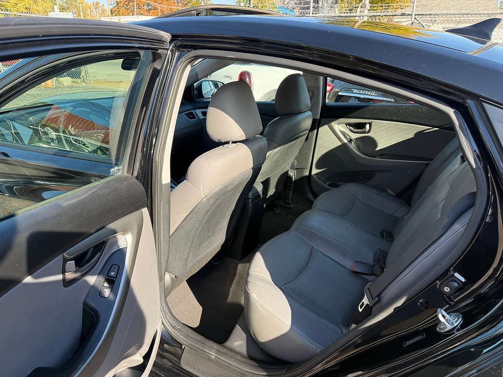 Thumbnail: 2011 Hyundai Elantra 