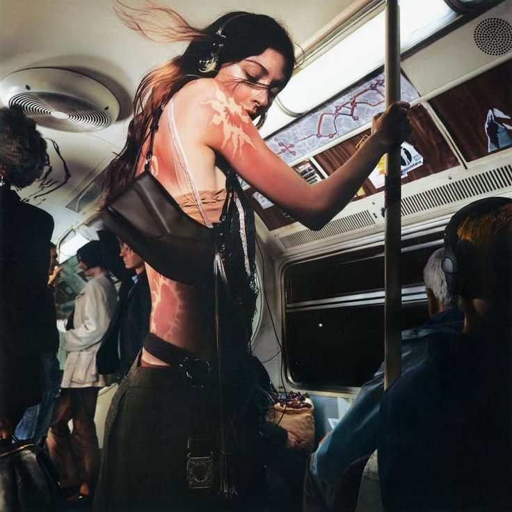 Nothing silhouettes until the light comes on