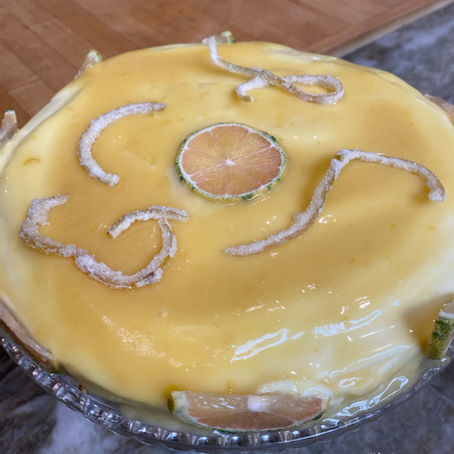 Skinny Paleo Lemon Cheesecake