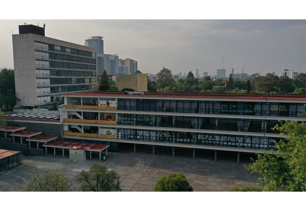 construcción de infraestructura para la Facultad de Filosofía y Letras de la UNAM