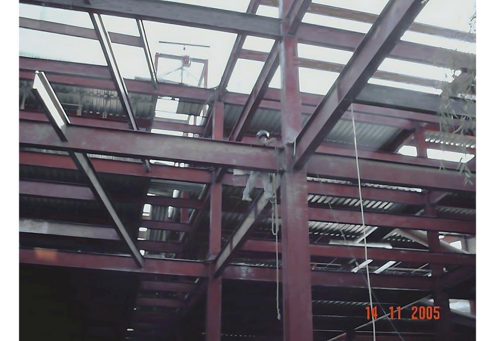 Construcción de estructuras resistentes y seguras para hospitales e infraestructura médica