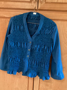 women's shirt using elastic bobbin shirring