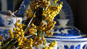 Bring a little magic into the house... It's time to make a wreath!