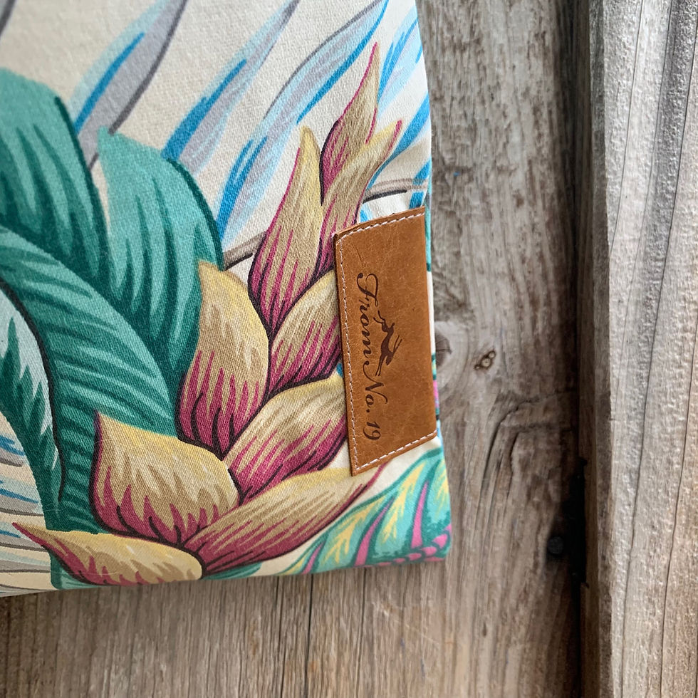 Thumbnail: Super Strong Tropical Print Tote 