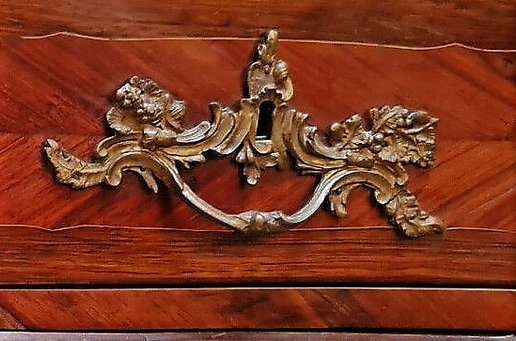 Commode de l'ébéniste Jean Georges SCHLICHTIG