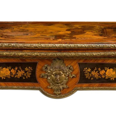 Table à jeux en console et marqueterie de bois de rose, satiné et palissandre