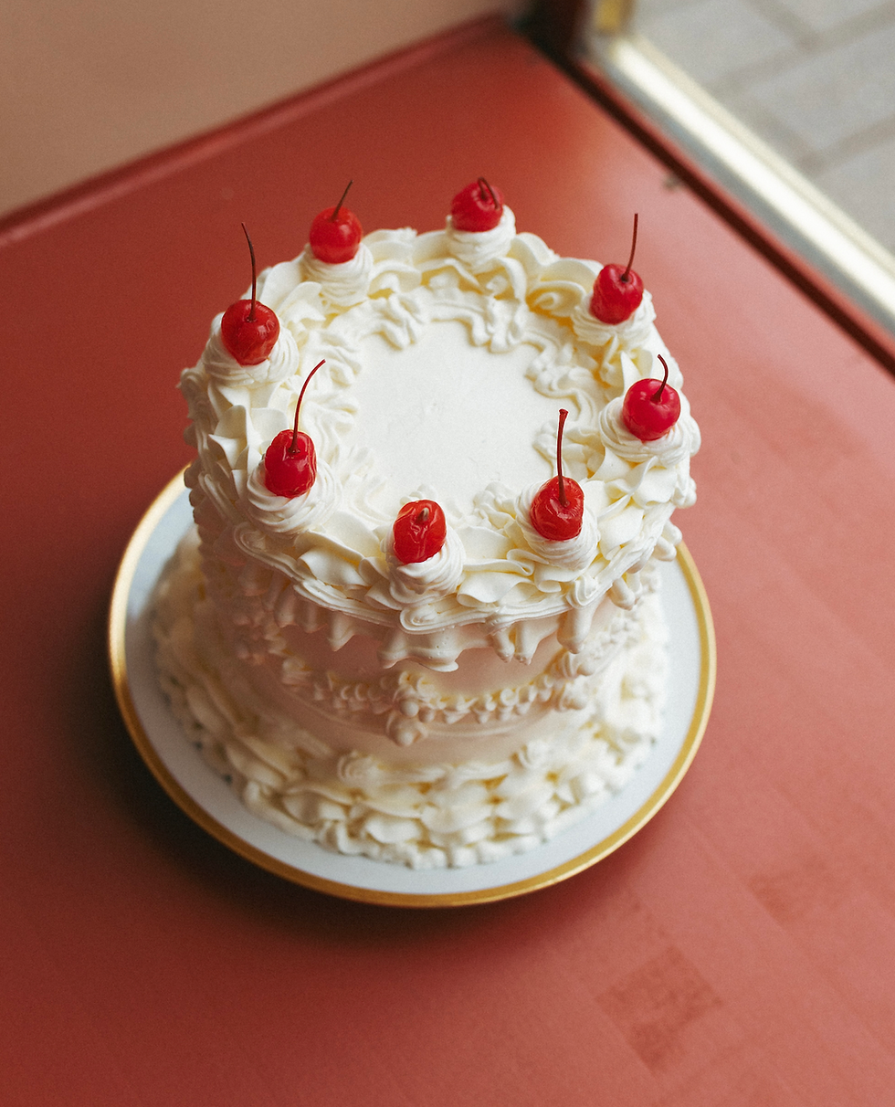 Miniaturbild: Ivory Wedding Cake | polz Cake Studio Köln