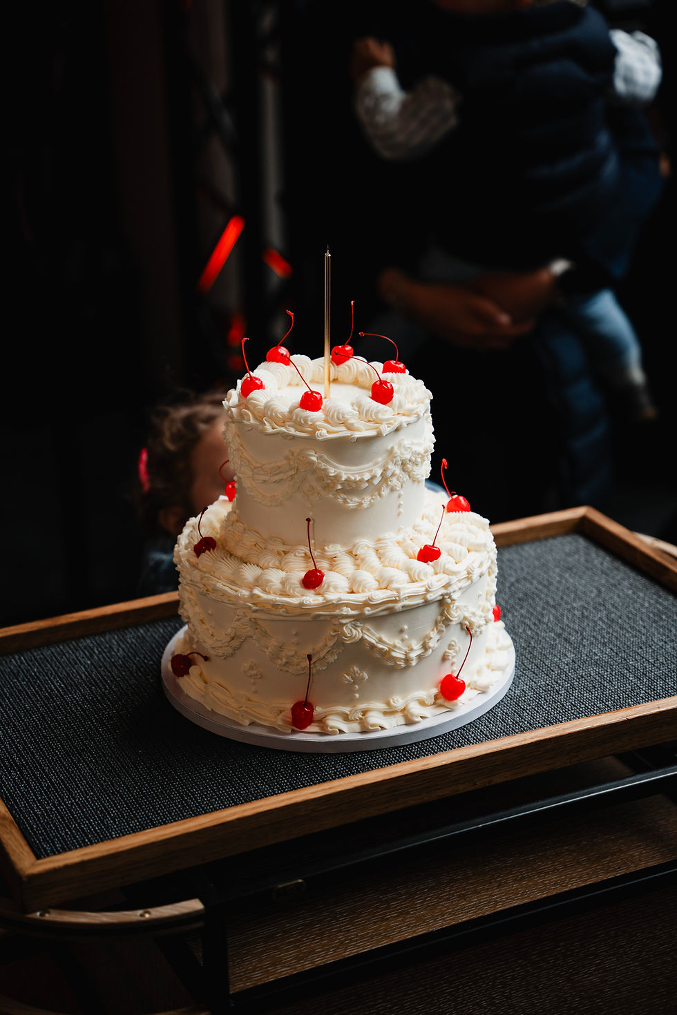Miniaturbild: Ivory Wedding Cake | polz Cake Studio Köln