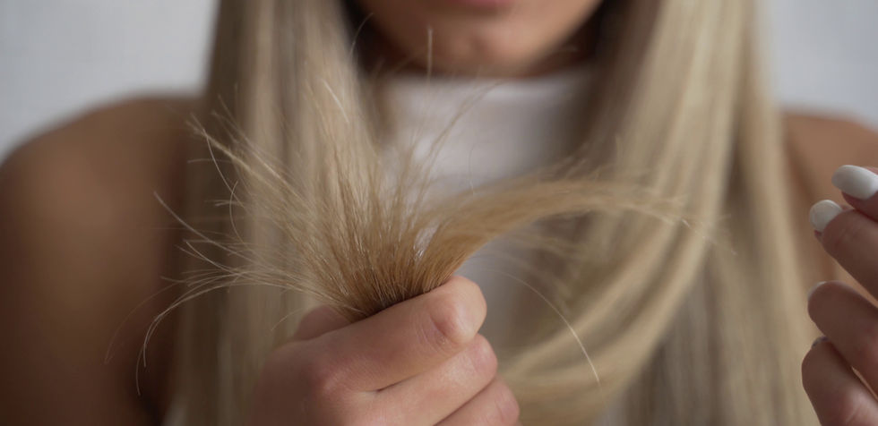 lady with split ends and dry hair
