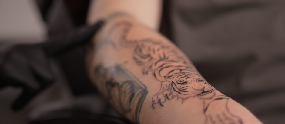 Why Does My Tattoo Itch? Causes, Relief & When to Be Concerned