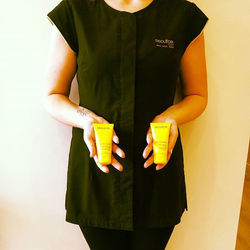 Connaissez-vous l'huile essentielle de Saro_ Cette plante a été découverte sur l'ile de Madagascar e