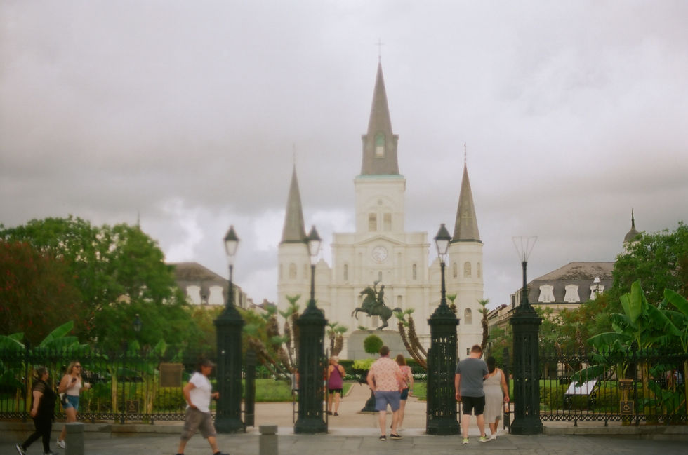 St. Louis Cathedral and Passersby. 