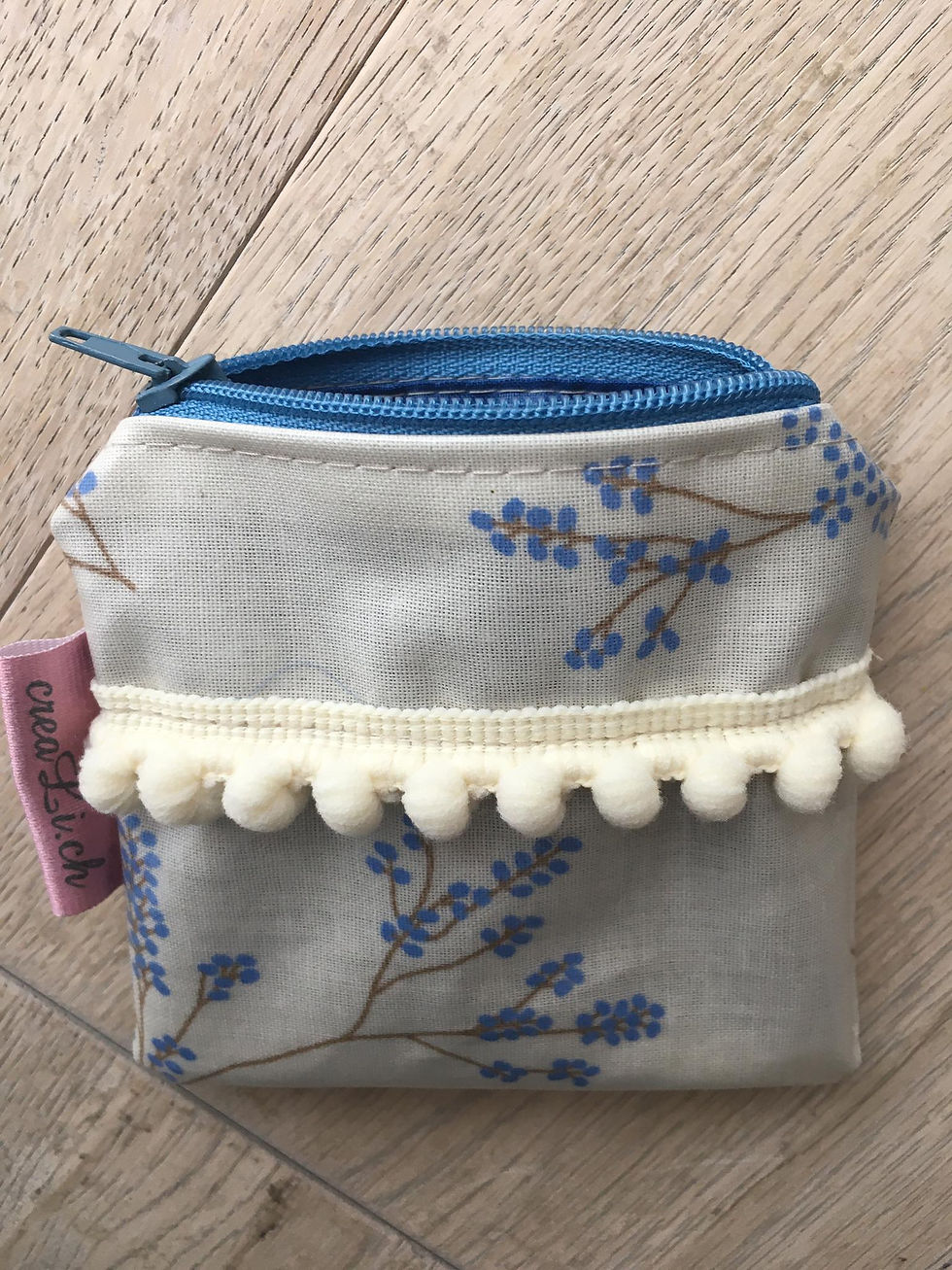 Portemonnaie beige mit Blumen❀, Pompons