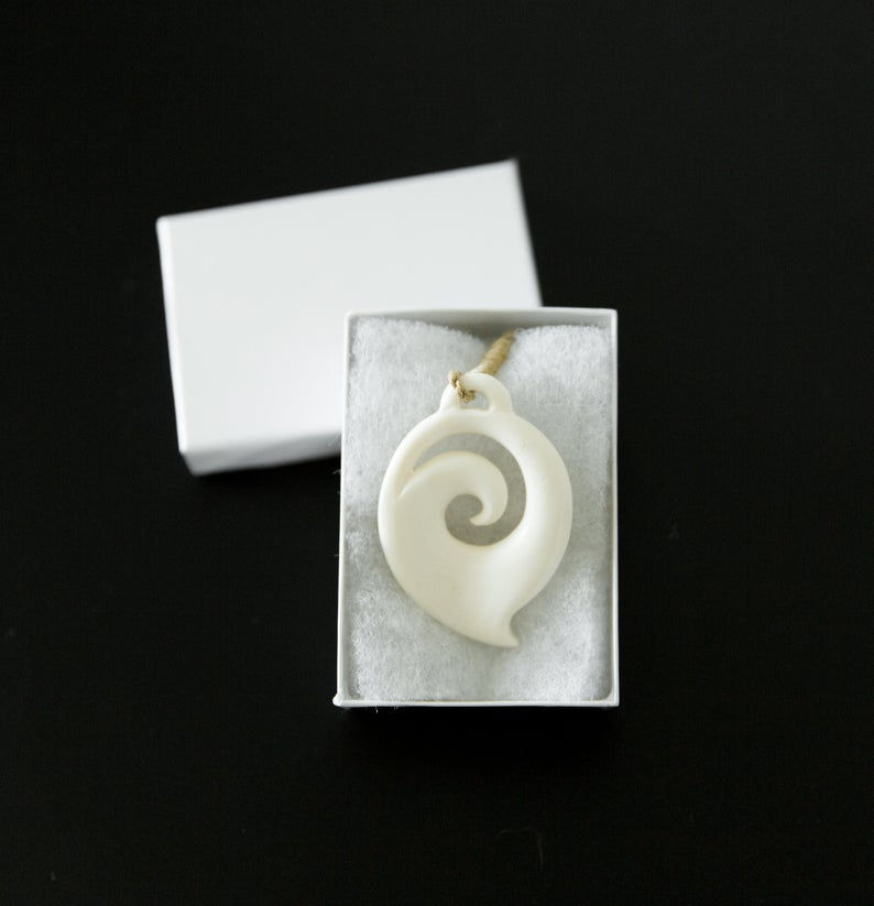 Thumbnail: Leaf with Koru Design