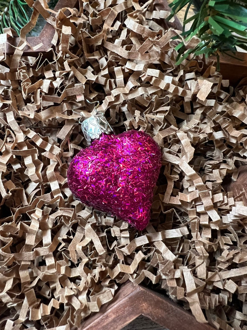 Thumbnail: Petite Small Textured Magenta Heart