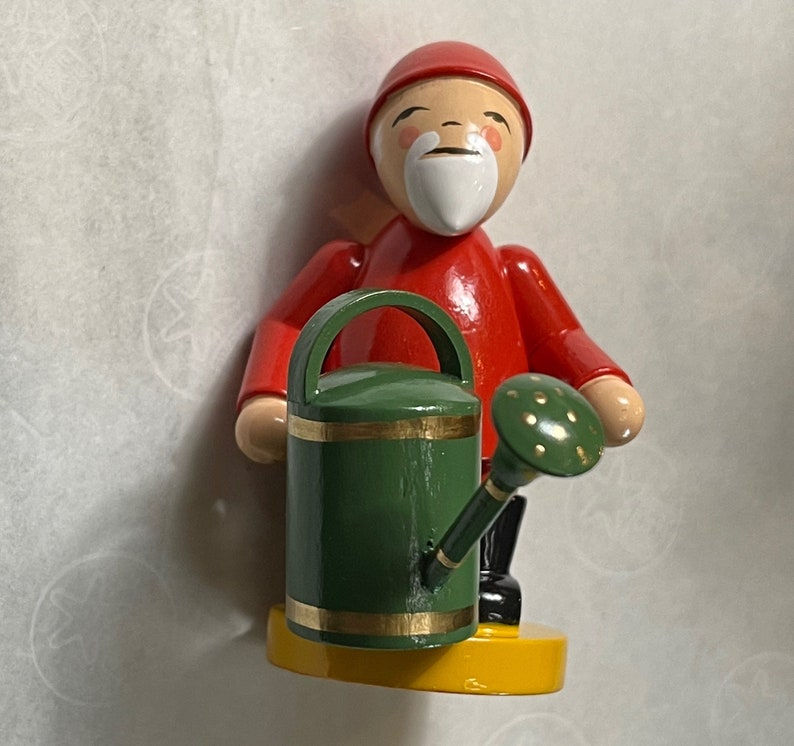 Thumbnail: Gnome with Watering Can by Wendt & Kühn of Germany