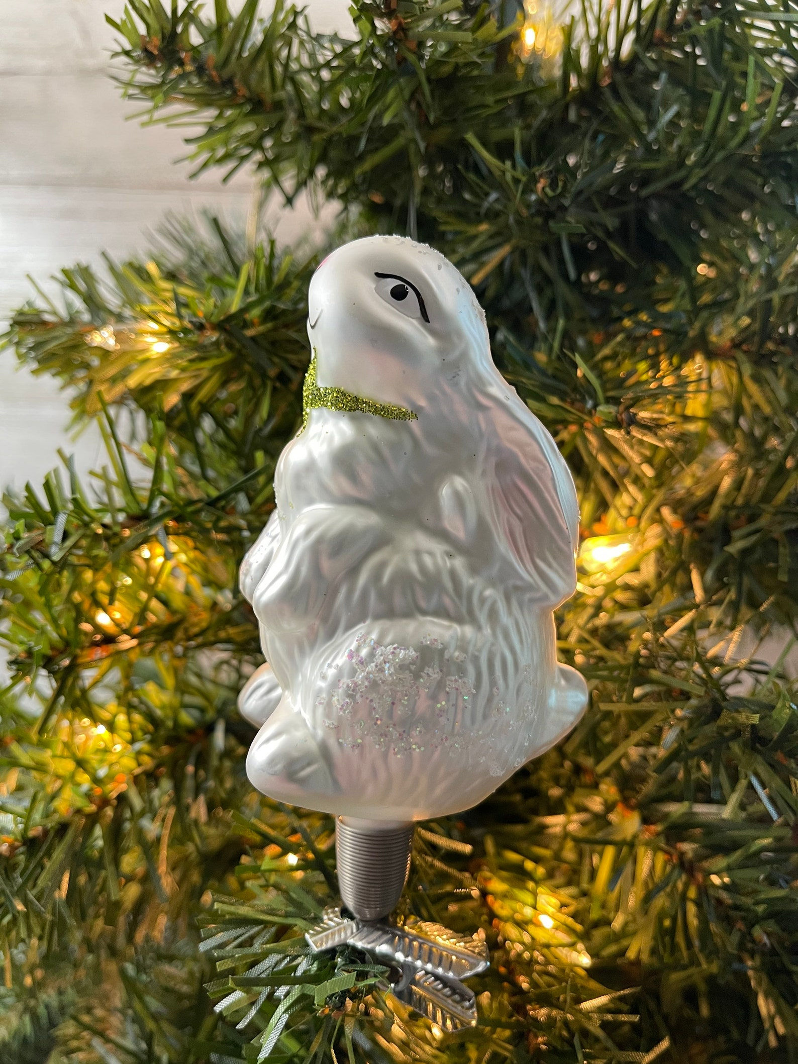 Clip-on White German Glass Bunny