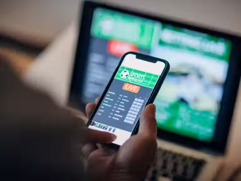 Operadores de apuestas online se unen y piden acelerar regulación en Chile: el negocio llegaría a US$1.445 millones