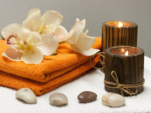 Supporting Women’s Health with
Complementary Therapies