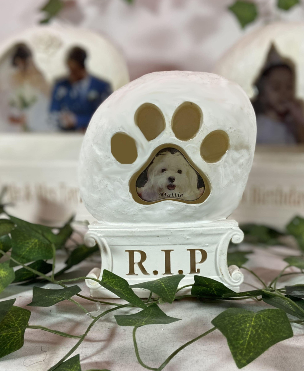 Thumbnail: Picture Candle Stones