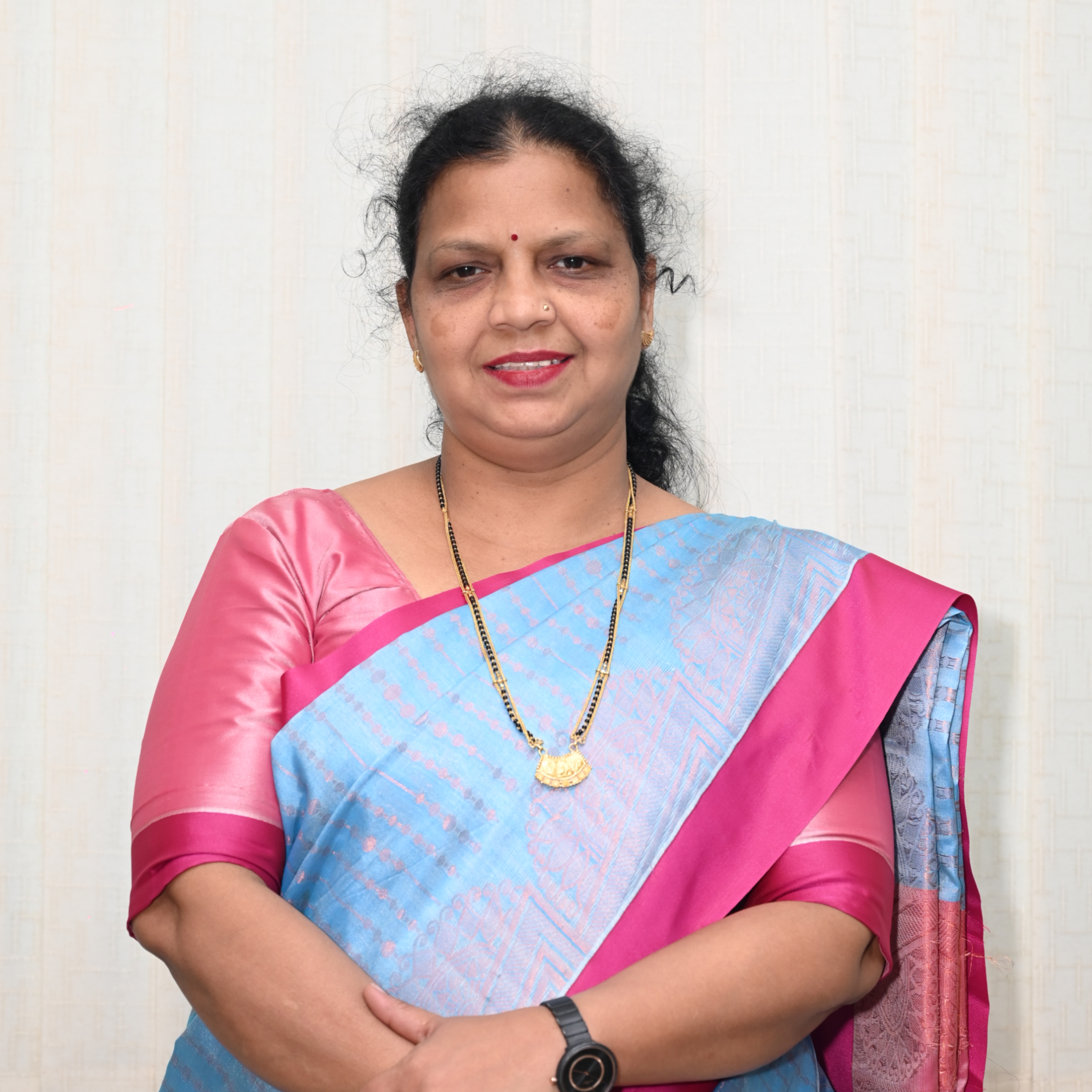 MANISHA REDDIWAR DIRECTOR_edited_edited.jpg