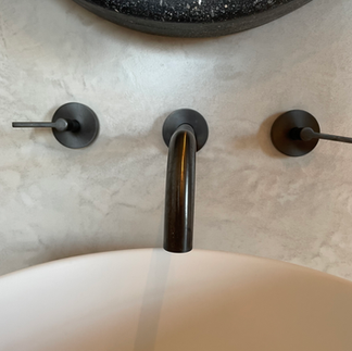 microcement bathroom walls