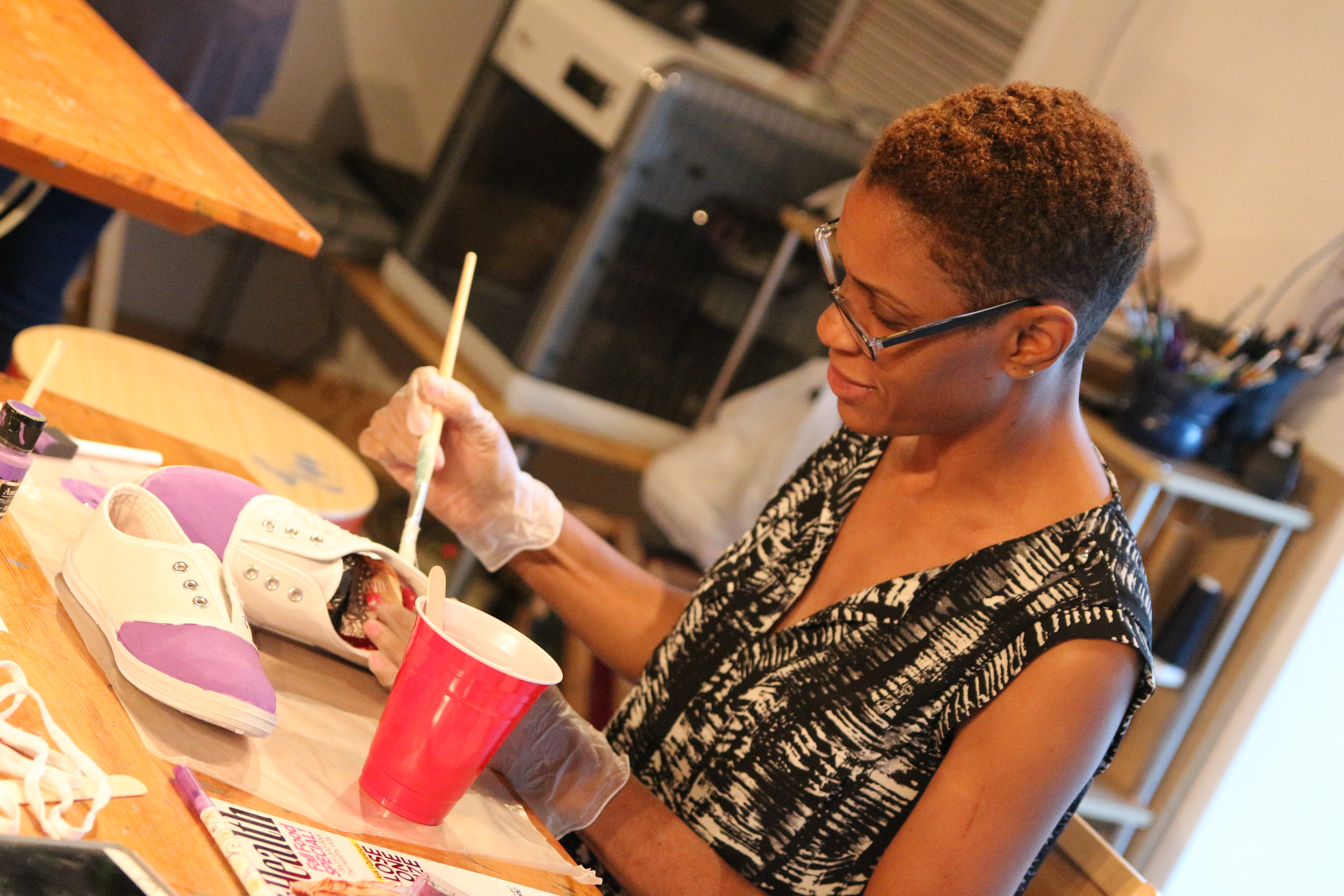 SNEAKER DESIGN DIY WORKSHOP