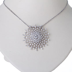 화이트홀 다이아목걸이