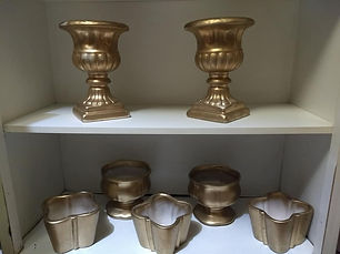 vasos de ceramica dourado.jpg